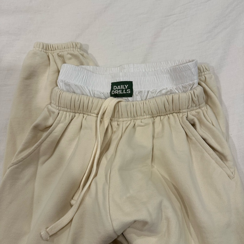 Daily Drills Cream joggers